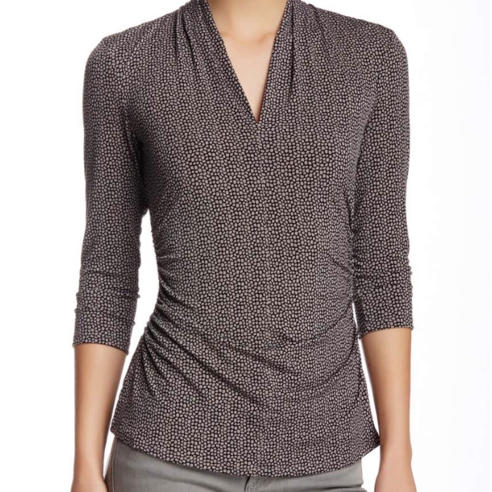 Vince Camuto 3/4 sleeve ruched top slim fit XS